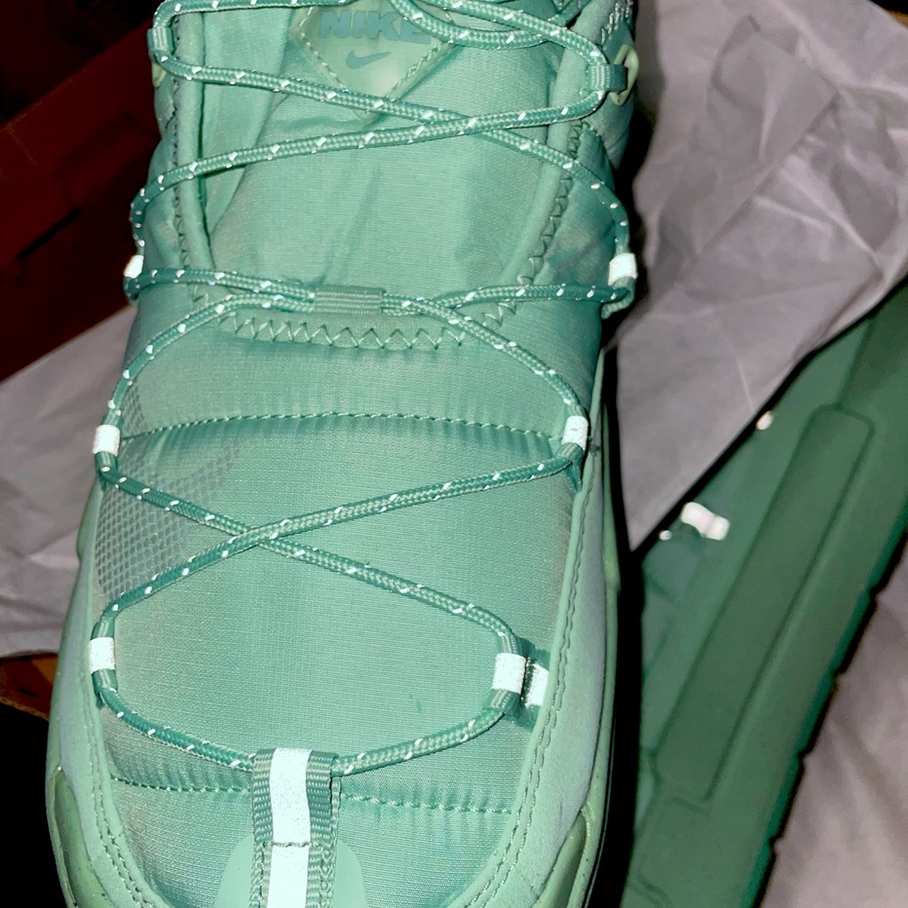 nike offline pack